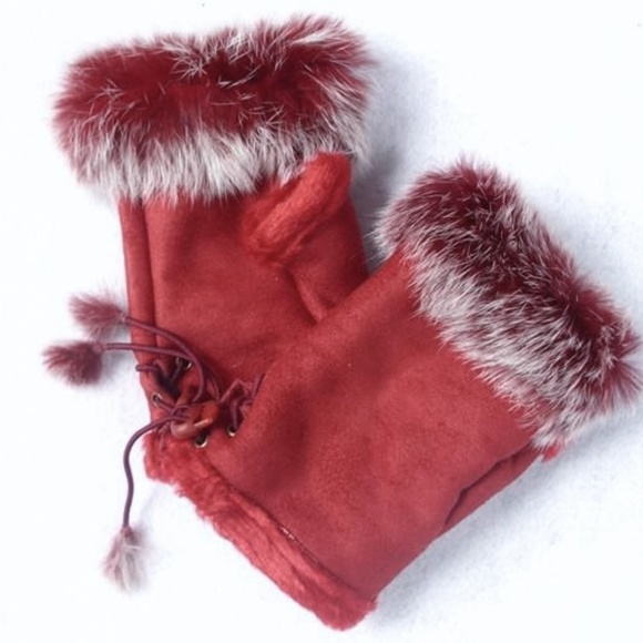 Groovy Glam Accessories - WINE Angora & Faux Fur Lined Fingerless Gloves